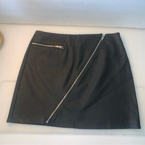 Kendall & Kylie Black Asymmetrical Pencil Mini Skirt Small